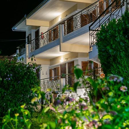 بوليخرونو Hotel Sarikas المظهر الخارجي الصورة