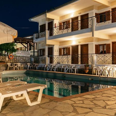 بوليخرونو Hotel Sarikas المظهر الخارجي الصورة