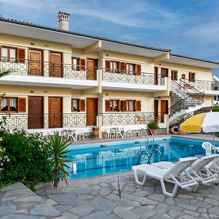 بوليخرونو Hotel Sarikas المظهر الخارجي الصورة
