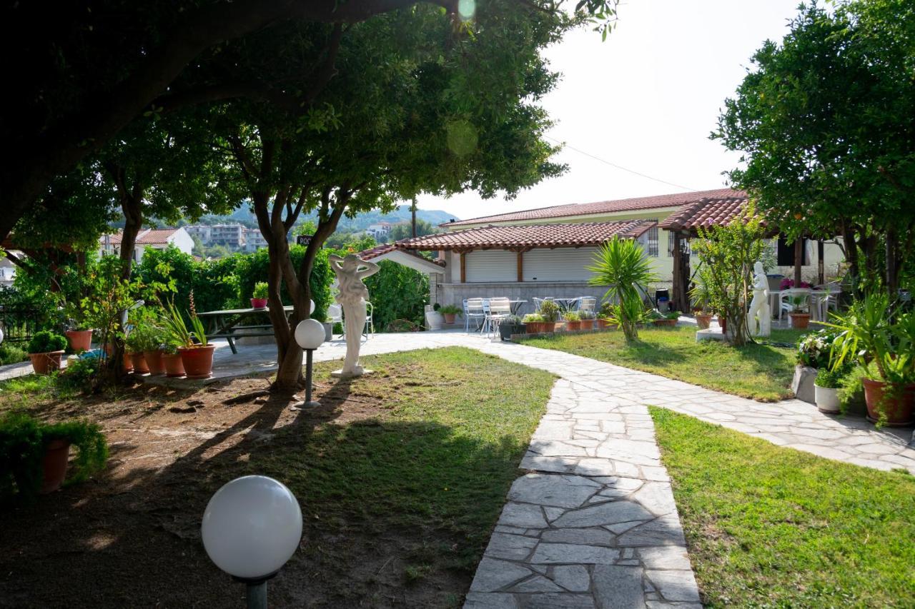 بوليخرونو Hotel Sarikas المظهر الخارجي الصورة