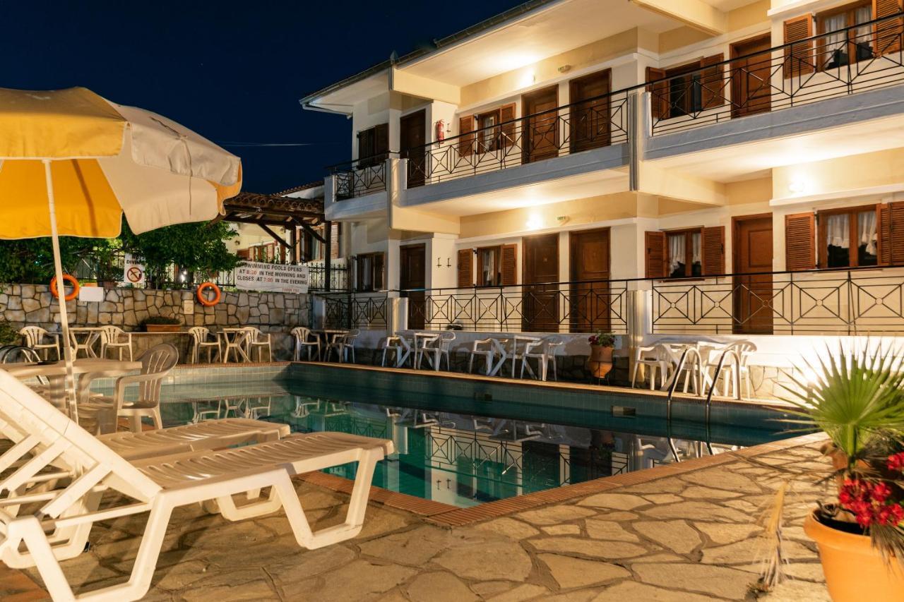 بوليخرونو Hotel Sarikas المظهر الخارجي الصورة